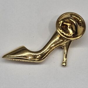 Vintage Stuart Weitzman Gold Tone High-Heeled Pin Brooch 1980s Pump Like New